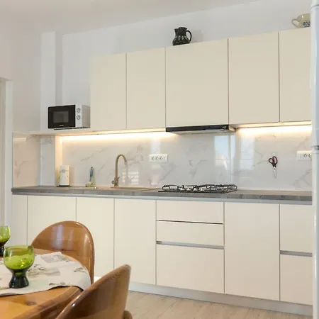 Bellevue - Pul331 By Interhome Pjescana Uvala